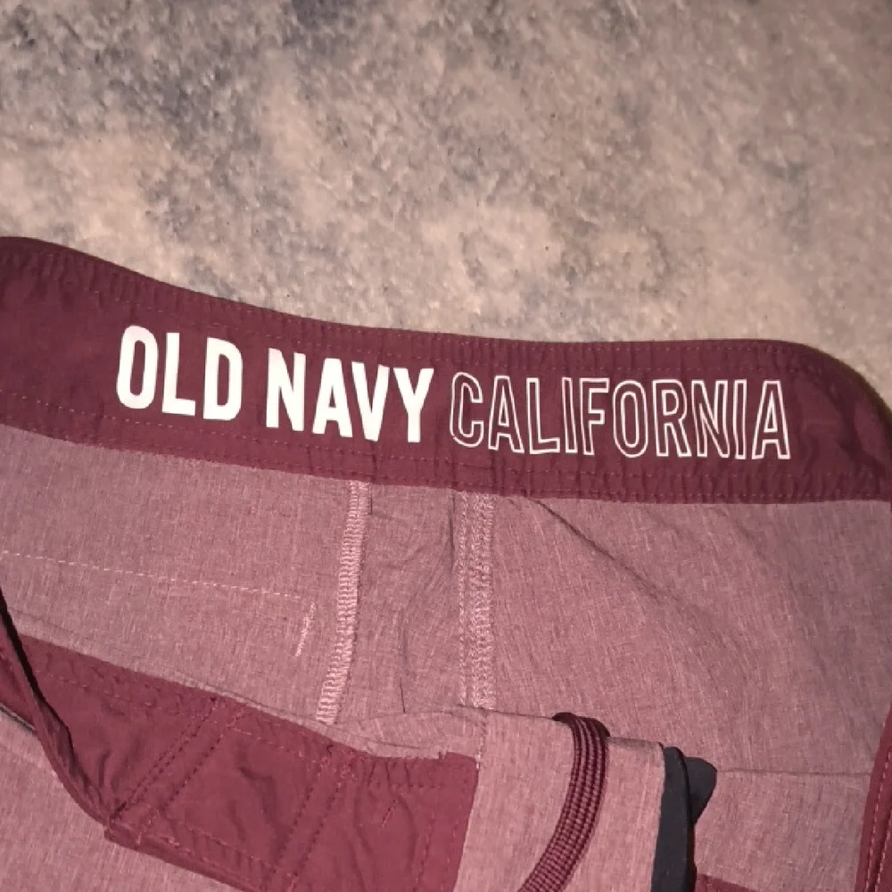 Old Navy | Men's Athletic Shorts - Burgundy - Picture 2 of 3